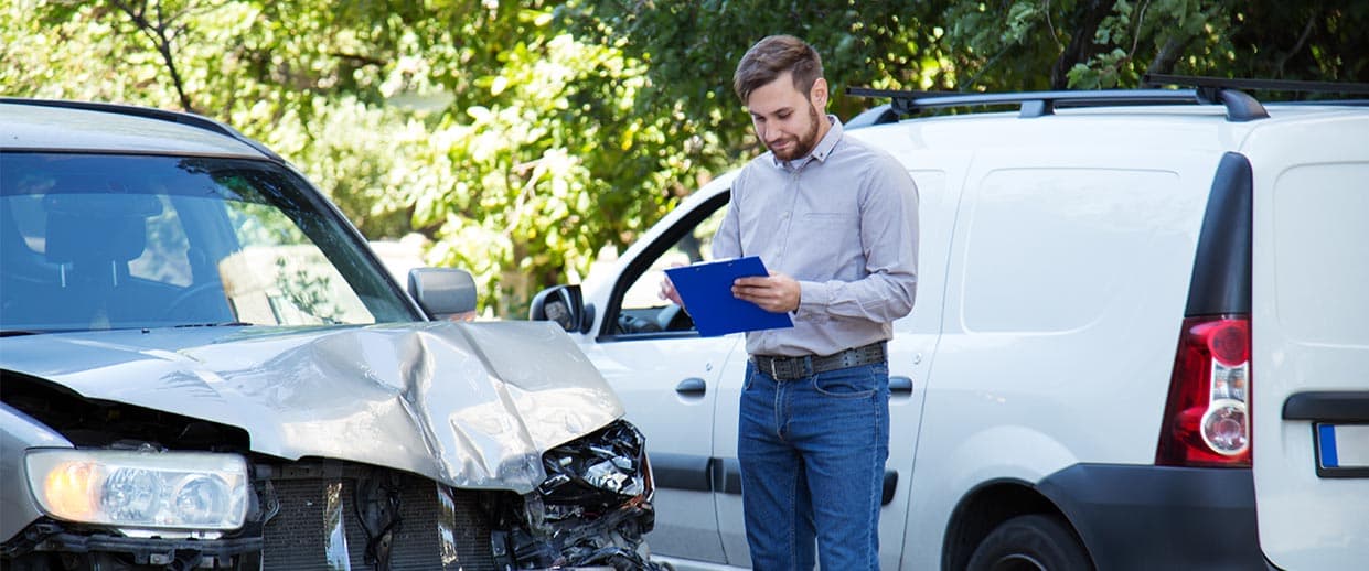 Wie Smart Repair München Ihr Fahrzeug Wieder Strahlen Lässt