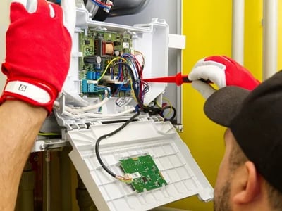Wie eine Fachkraft für Arbeitssicherheit Mitarbeiter bestmöglich schützt