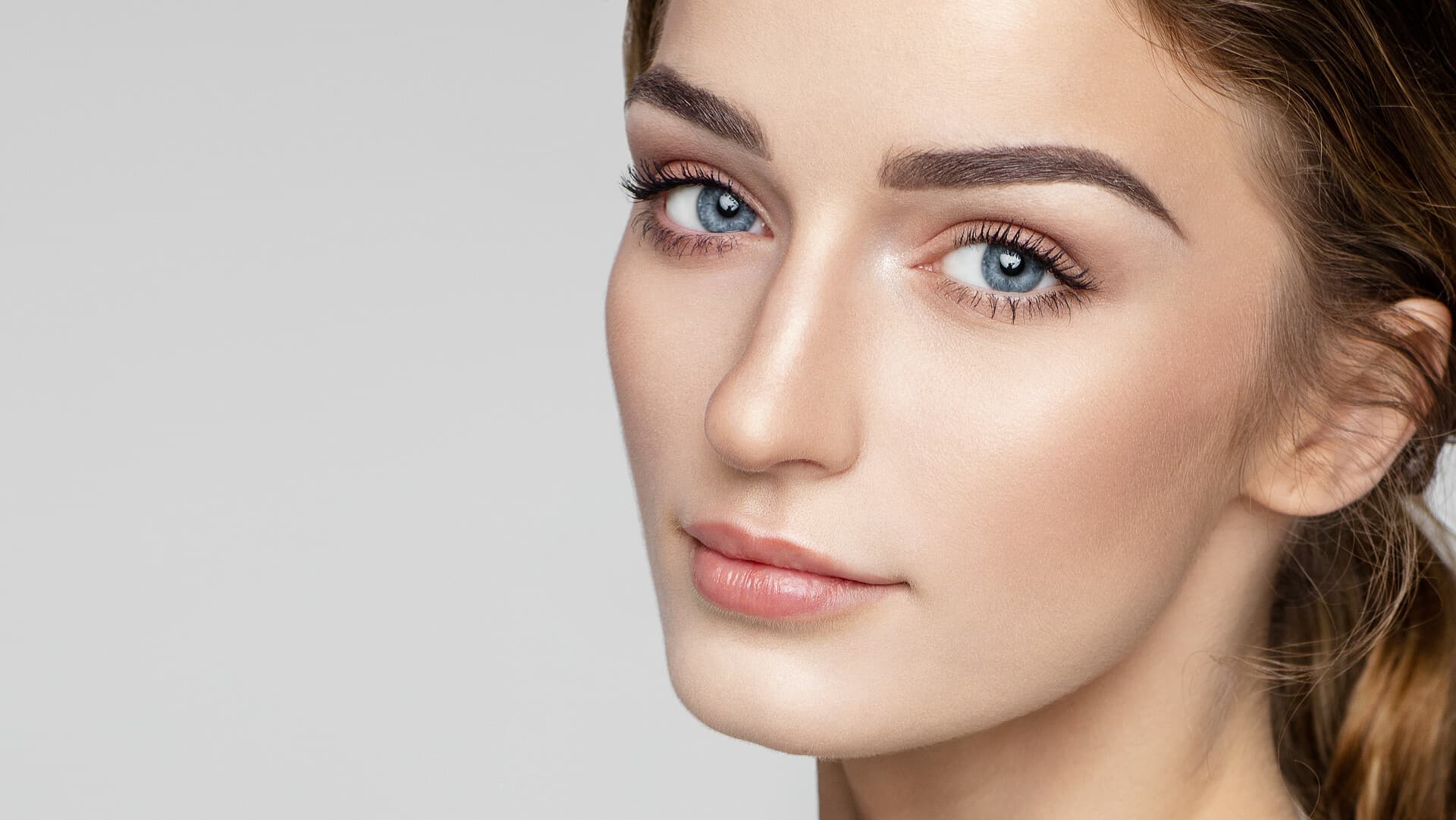 Elan Lamination für langanhaltende Wimpern- und Brauenstylings entdecken
