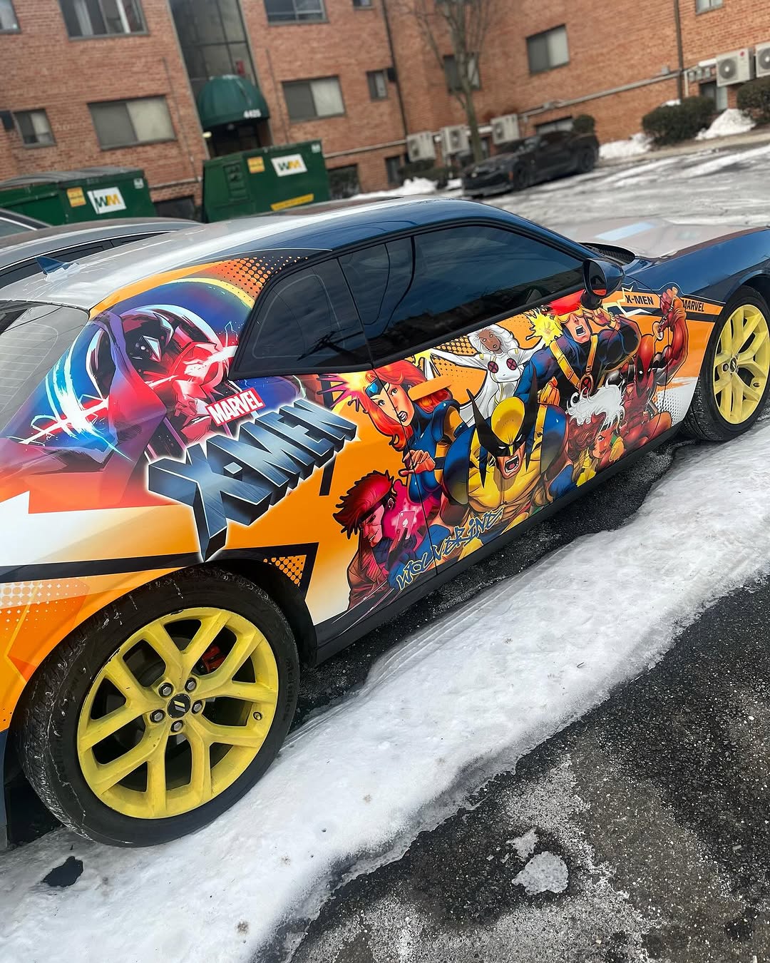 Anime für Autos: Verwandeln Sie Ihren Dodge Challenger in ein einzigartiges Itasha Car!
